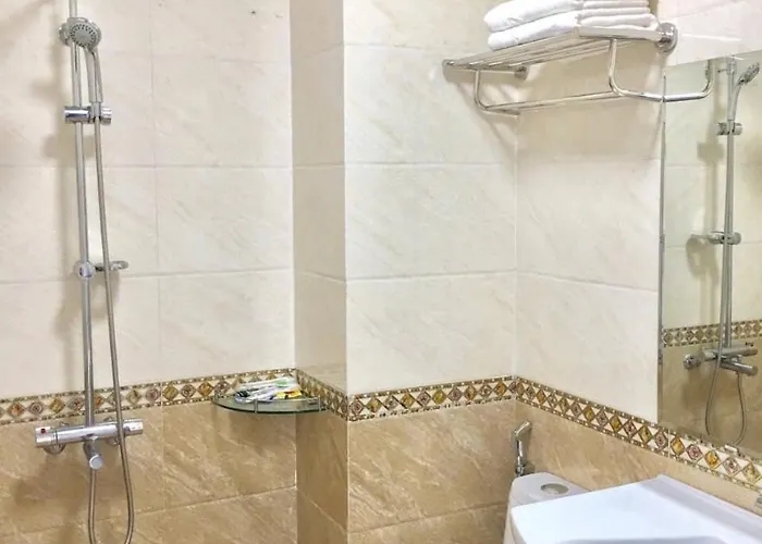 In Bay, Very Friendly, Spotless, Spacious And Airy Hotel Ha Long